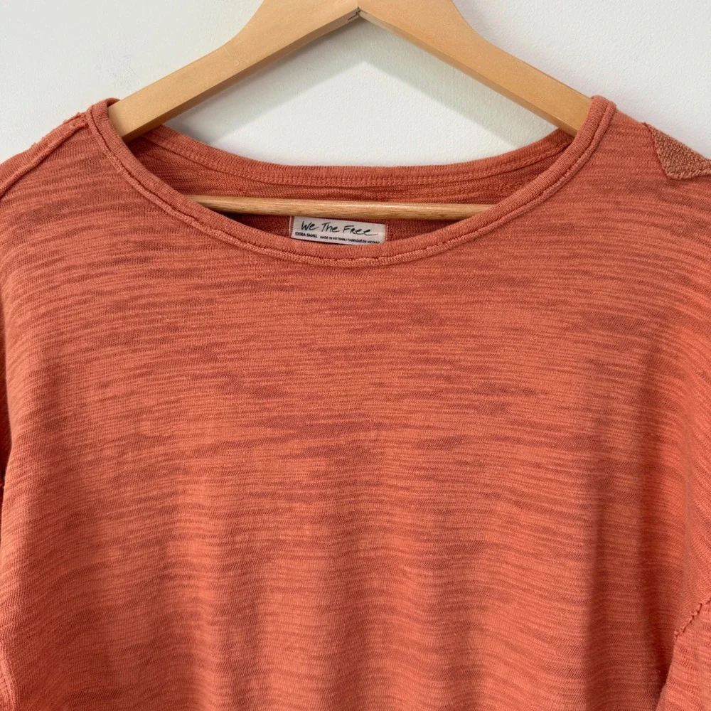 Free People 5 Star Tee XS Patchwork Slub Knit Thumbholes Orange Boho Gorpcore